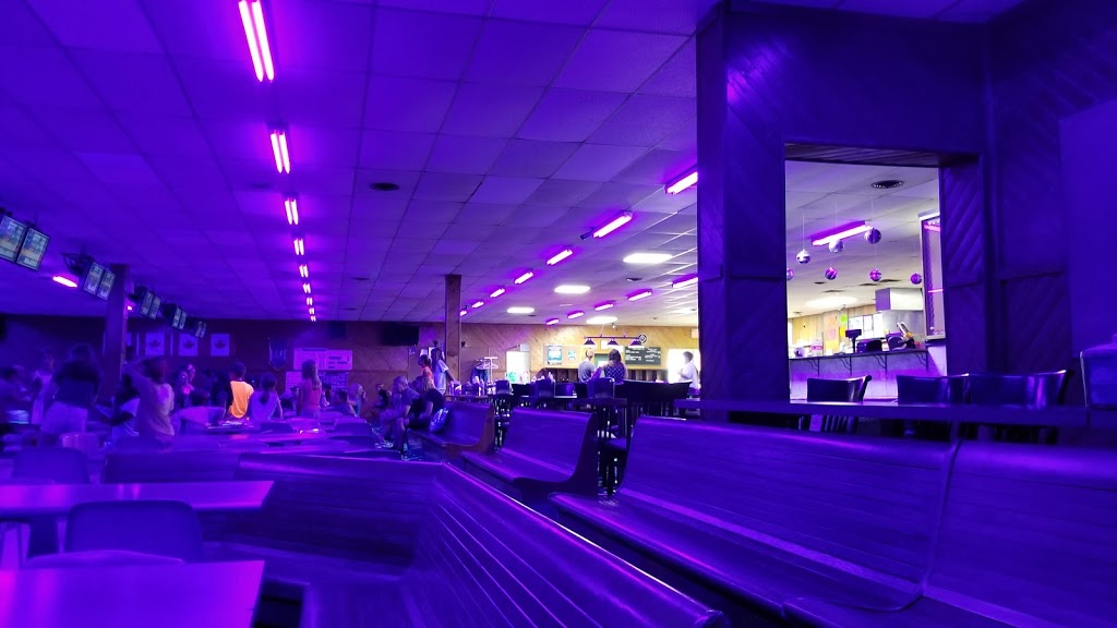 Orillia Bowl | 285 Memorial Ave, Orillia, ON L3V 5X9, Canada | Phone: (705) 259-7500