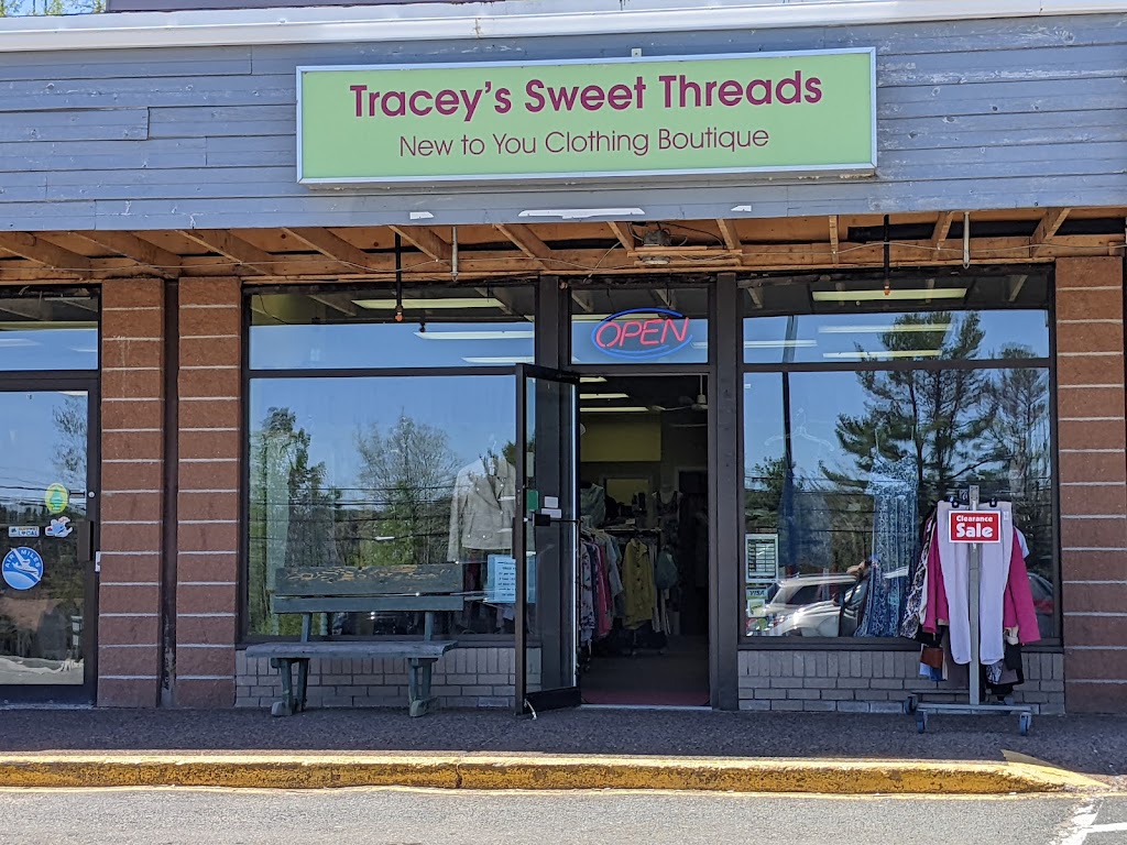 Traceys Sweet Threads | 4115 Nova Scotia Trunk 3, Chester, NS B0J 1J0, Canada | Phone: (902) 275-2465