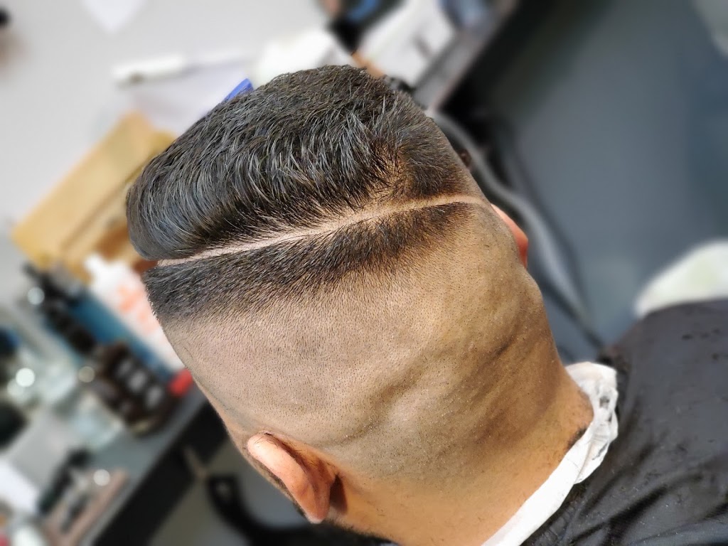 Muhib barber shop صالون مهيب للحلاقة الرجالي | 1193 Birchmount Rd, Scarborough, ON M1P 2C1, Canada | Phone: (647) 784-7777