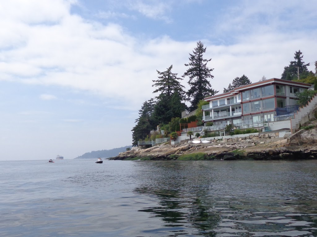 Altamont Beach Park | 2930 Park Ln, West Vancouver, BC V7V 1E9, Canada