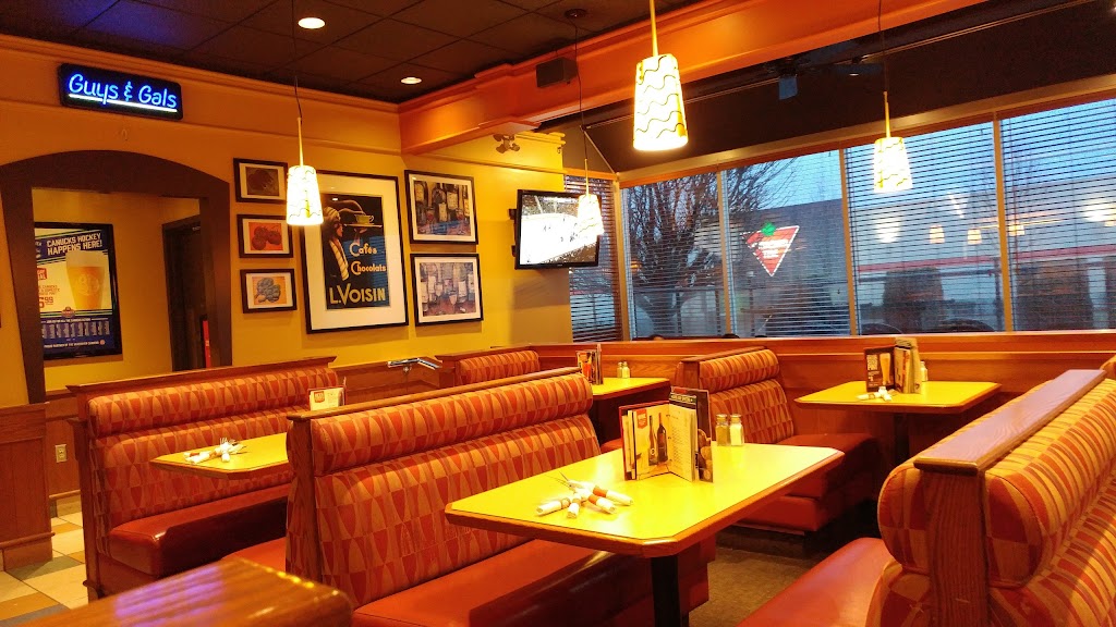 Boston Pizza | 32530 S Fraser Way, Abbotsford, BC V2T 1X5, Canada | Phone: (604) 859-3333