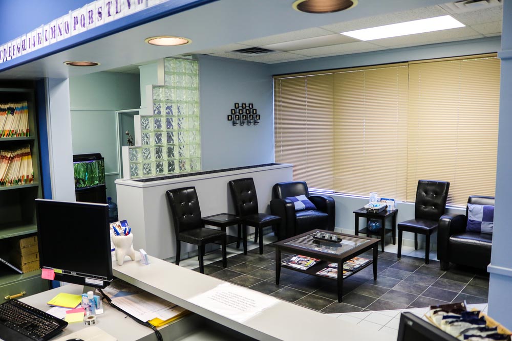 Shawnessy Smiles Dental | 647 Shawcliffe Gate SW, Calgary, AB T2Y 1W1, Canada | Phone: (403) 254-1124