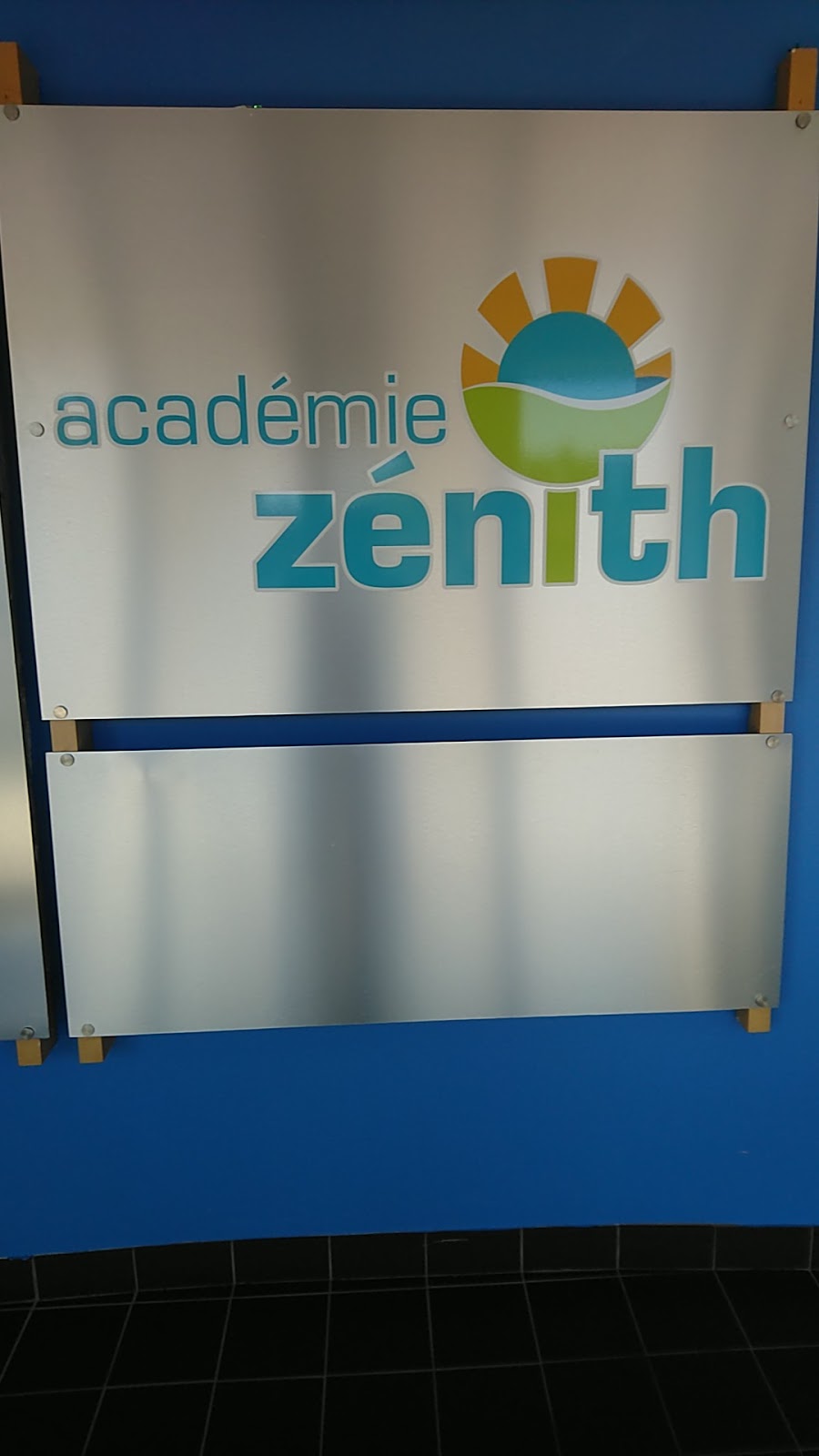 LAcadémie Zénith | 3063 Rue de Lyon, Longueuil, QC J4L 3T2, Canada | Phone: (450) 332-4406