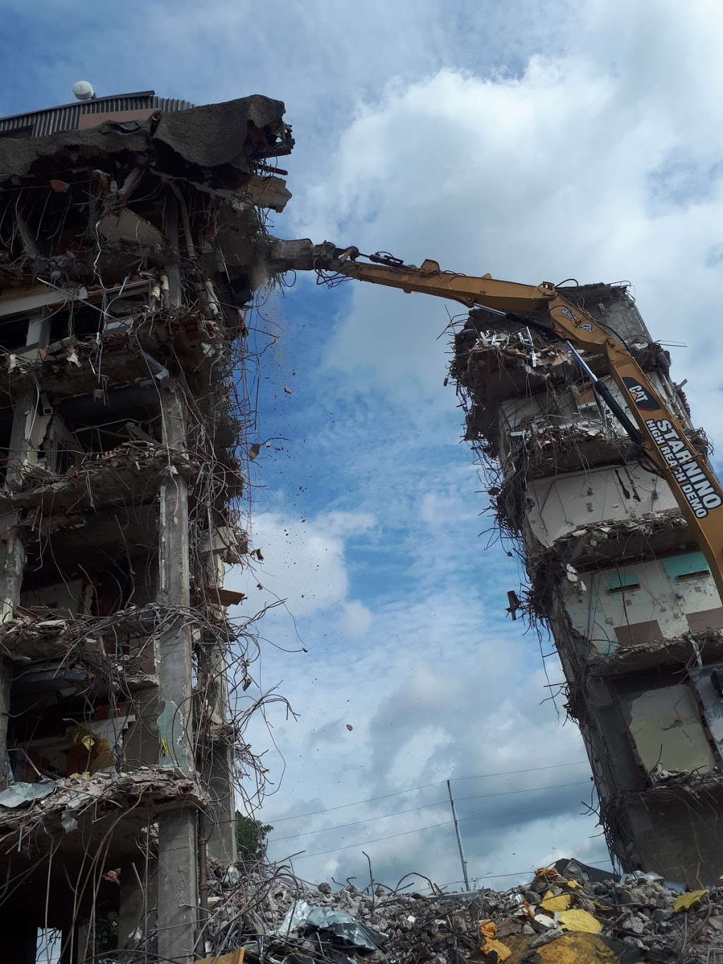 Down Demolition | 105 John Buchler Rd, Coldwater, ON L0K 1E0, Canada | Phone: (416) 909-3956