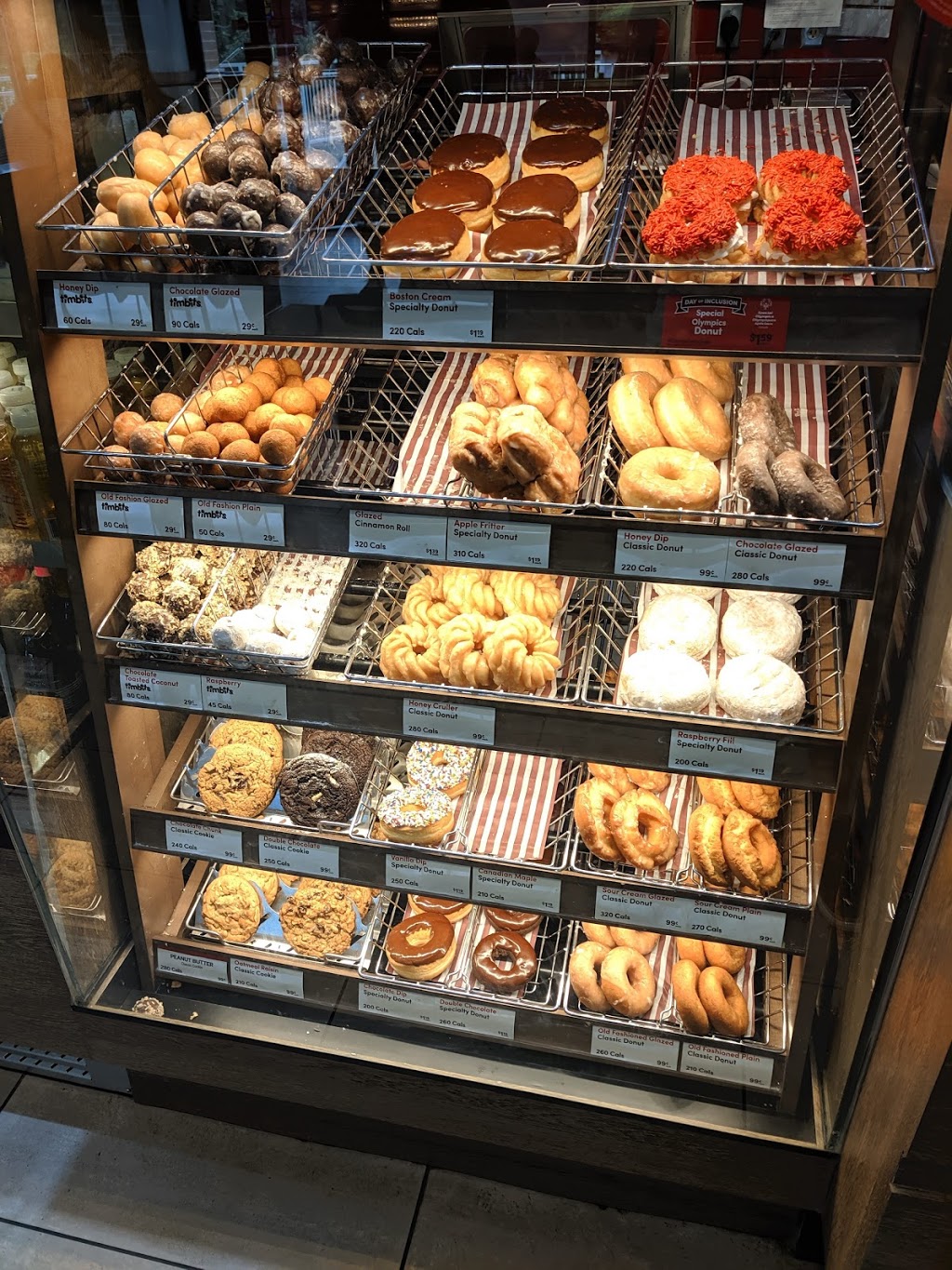 Tim Hortons | 150 Wynford Dr, North York, ON M3C 1K6, Canada | Phone: (416) 644-3222