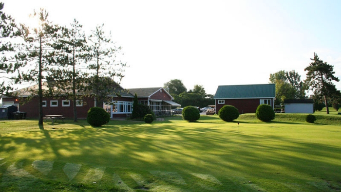 Club De Golf Saint-Simon | 1786 Rang Saint-Édouard, Saint-Simon-de-Bagot, QC J0H 1Y0, Canada | Phone: (450) 798-2477