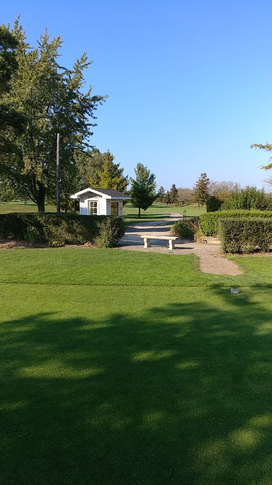 Greenwood Golf Course | 2212 London Line, Sarnia, ON N7T 7H2, Canada | Phone: (519) 542-2212