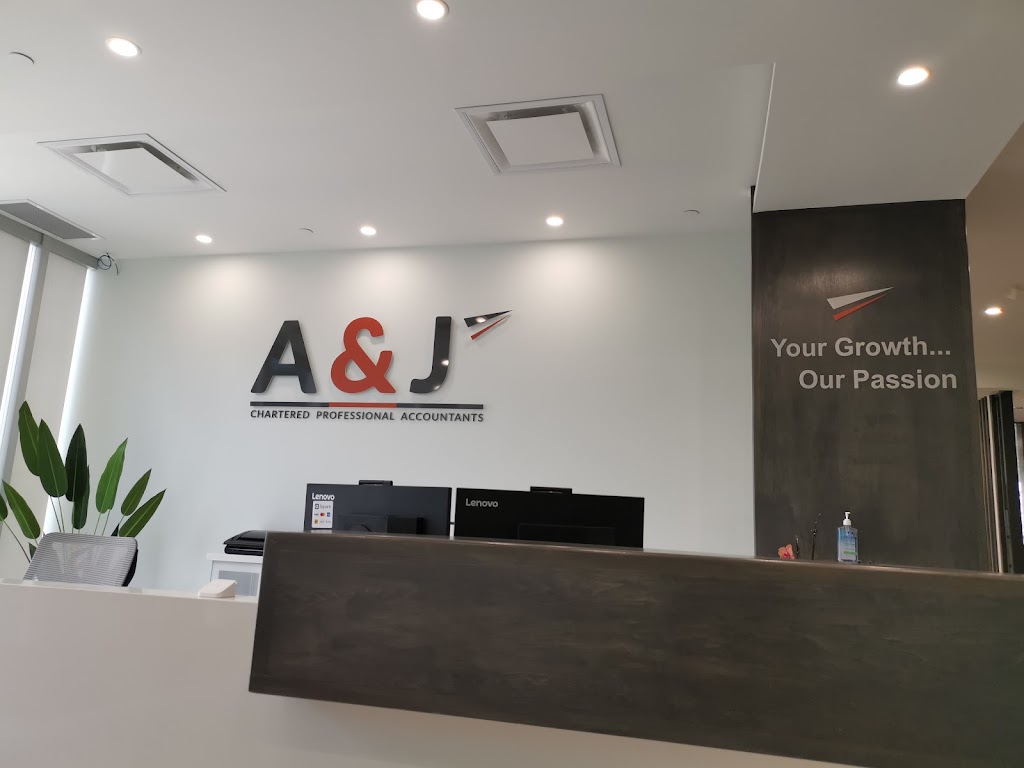 A & J CPA | 418 Iroquois Shore Rd Unit 204, Oakville, ON L6H 0X7, Canada | Phone: (905) 916-2300