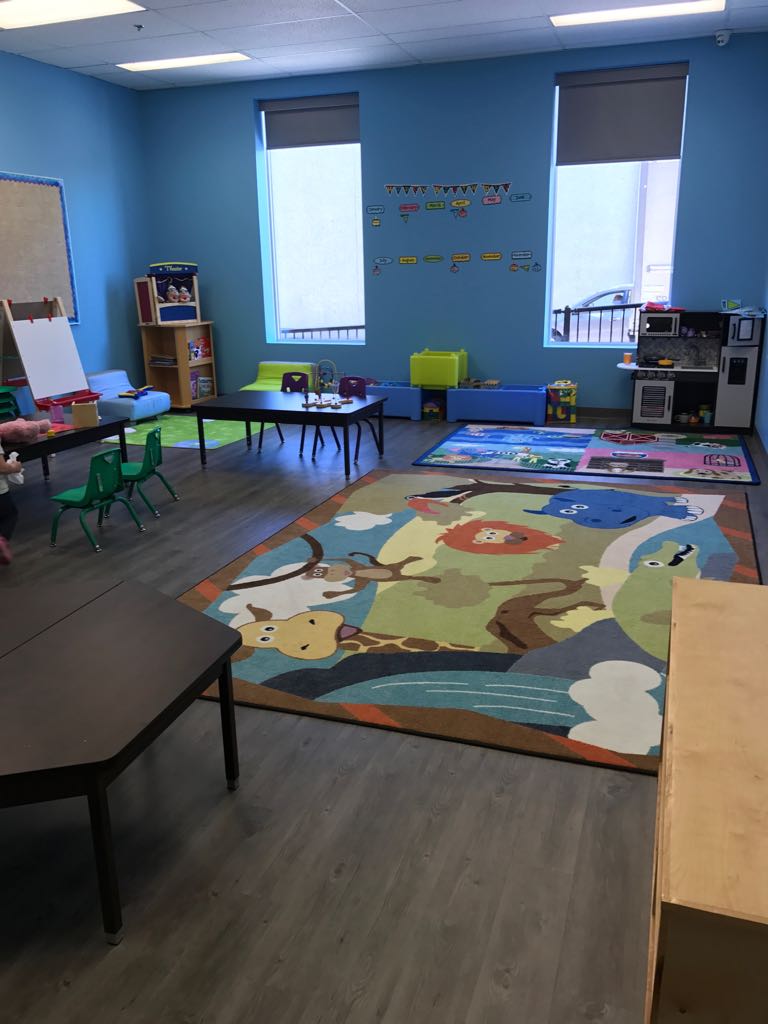 Cuties and Patooties Childcare | 16655 Yonge St Unit 33, Newmarket, ON L3X 1V6, Canada | Phone: (905) 252-7833