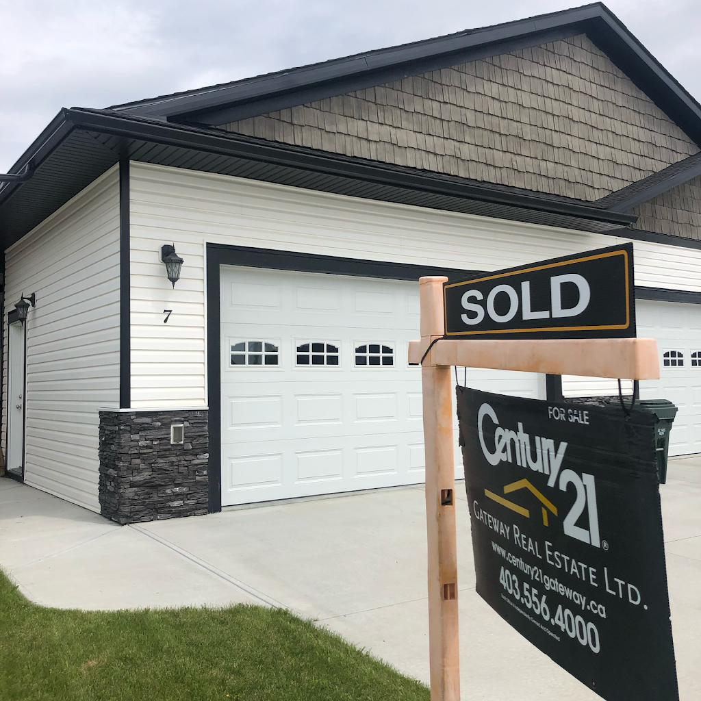 Melissa Hammer Century 21 Gateway | 5221 46 St #4, Olds, AB T4H 1Y8, Canada | Phone: (403) 507-6999