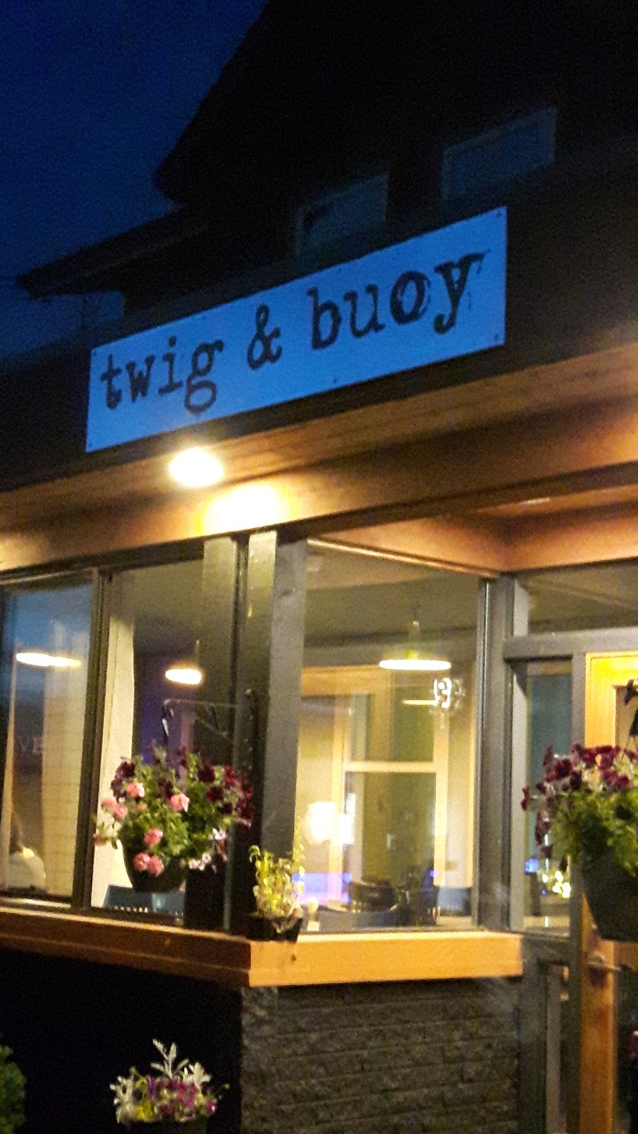 twig and buoy | 321 Fernwood Rd, Salt Spring Island, BC V8K 1C3, Canada | Phone: (250) 931-8944