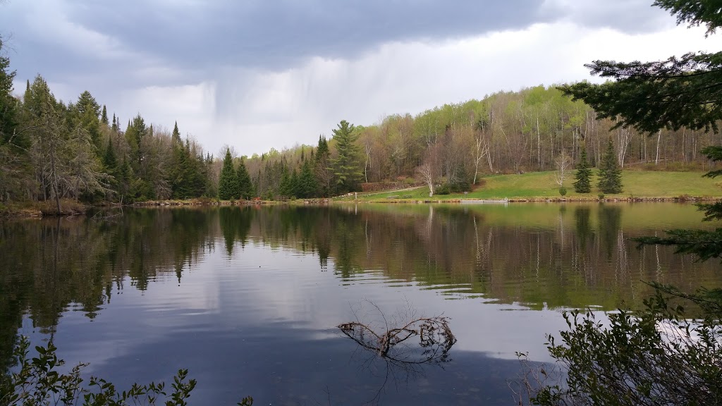 Blueberry Lake Resort | 780 Chemin des Pionniers, Labelle, QC J0T 1H0, Canada | Phone: (514) 999-5273