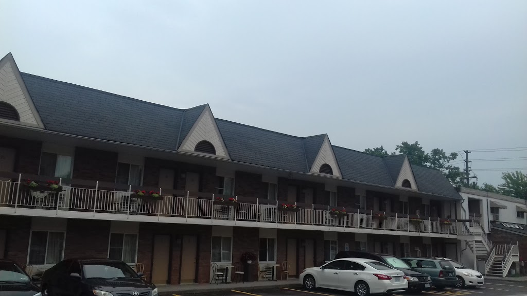 Niagara Falls Motor Lodge | 7950 Portage Rd, Niagara Falls, ON L2G 5Y8, Canada | Phone: (905) 295-3569