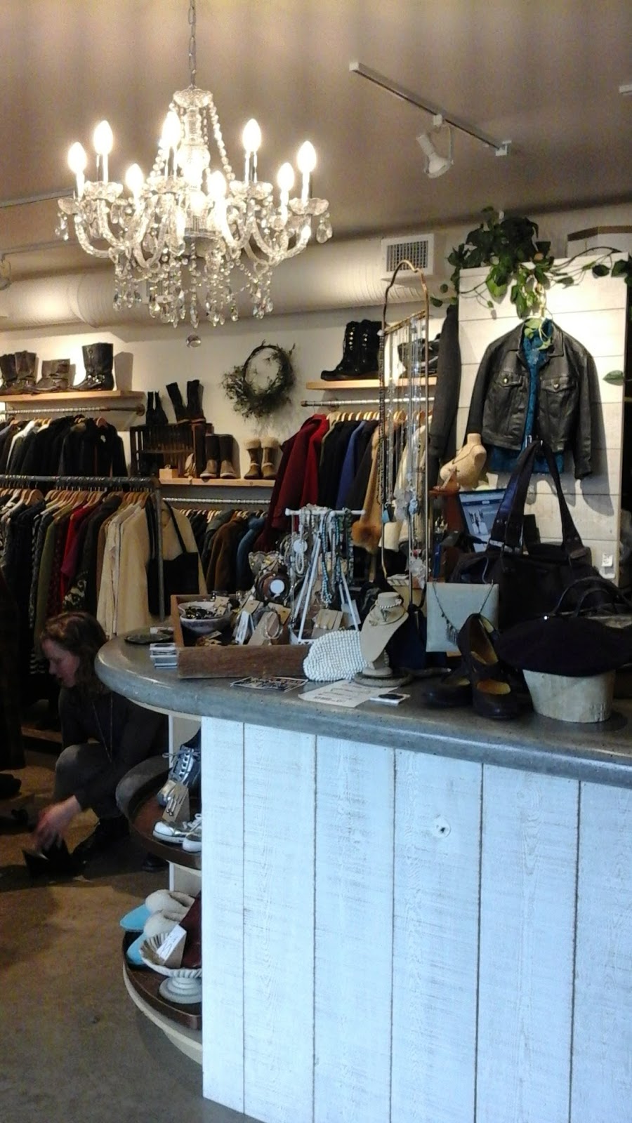 Bohemia Consignment | 111 Rainbow Rd, Salt Spring Island, BC V8K 2V5, Canada | Phone: (250) 537-8866