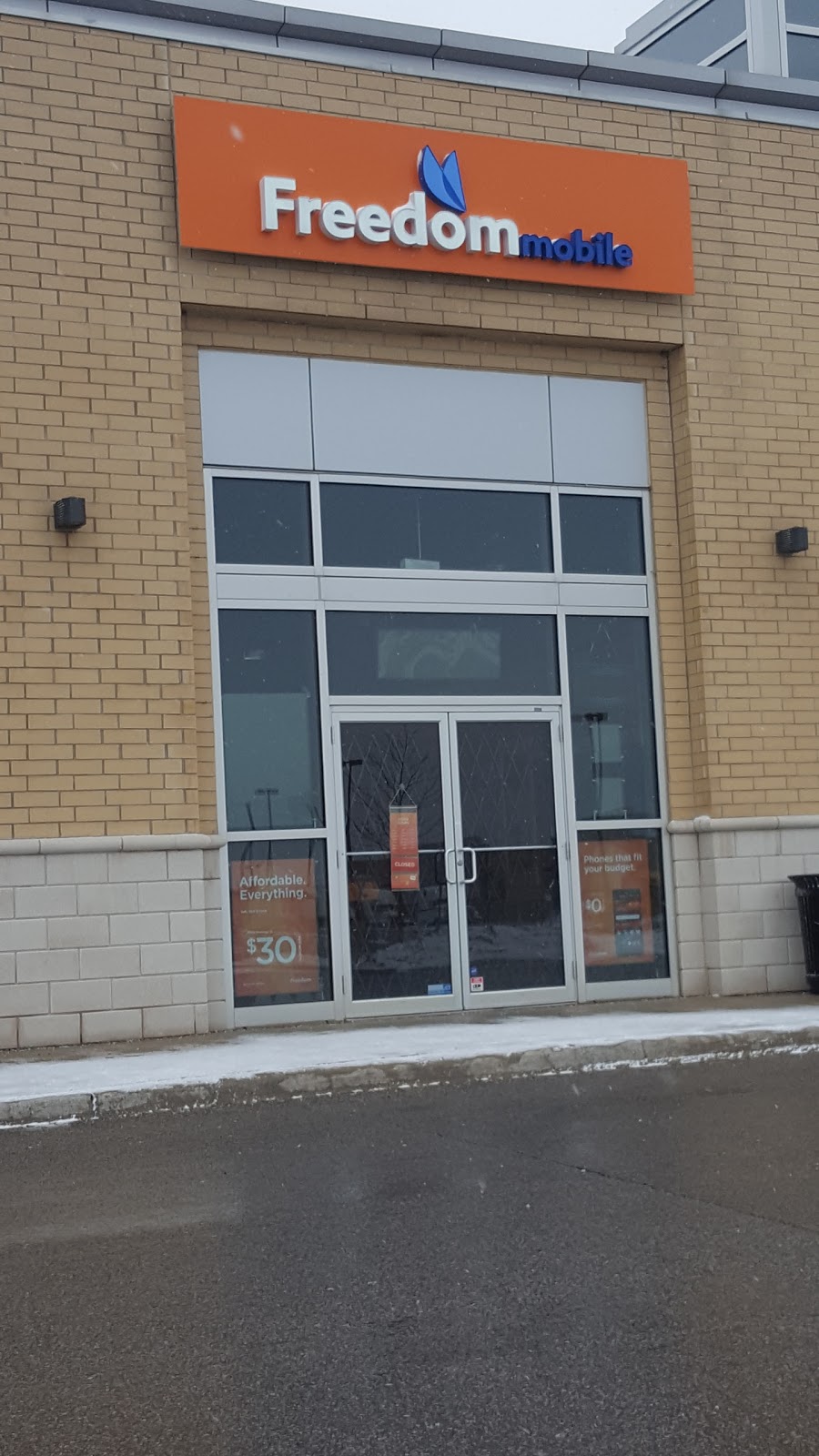 Freedom Mobile | 5981 Steeles Ave E Unit 6, Scarborough, ON M1V 5P7, Canada | Phone: (416) 297-9463