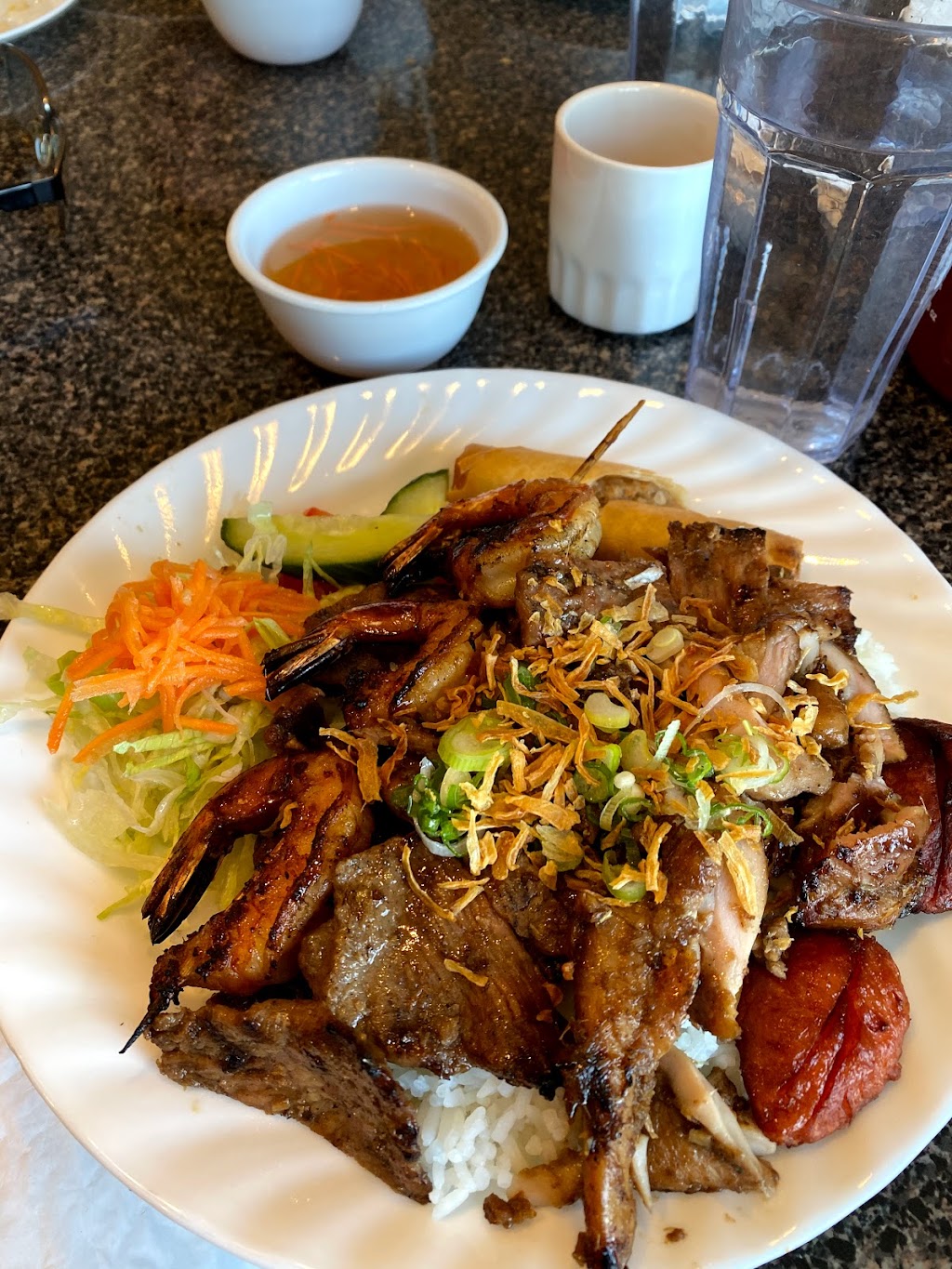 Hung Phat Vietnamese Noodle House | 3849 99 St NW, Edmonton, AB T6E 6H6, Canada | Phone: (780) 988-8218