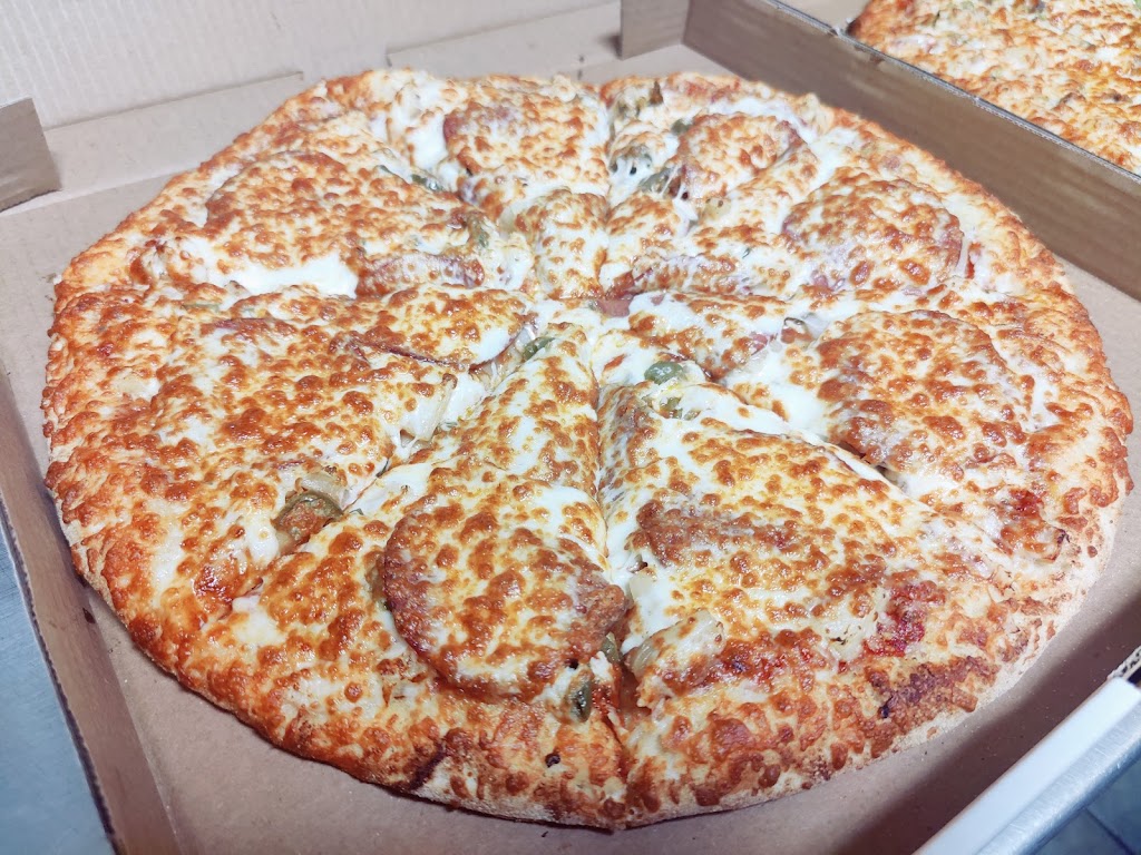 Canadian Pizza King | 5033 Parkwood Rd, Blackfalds, AB T0M 0J0, Canada | Phone: (403) 600-6666