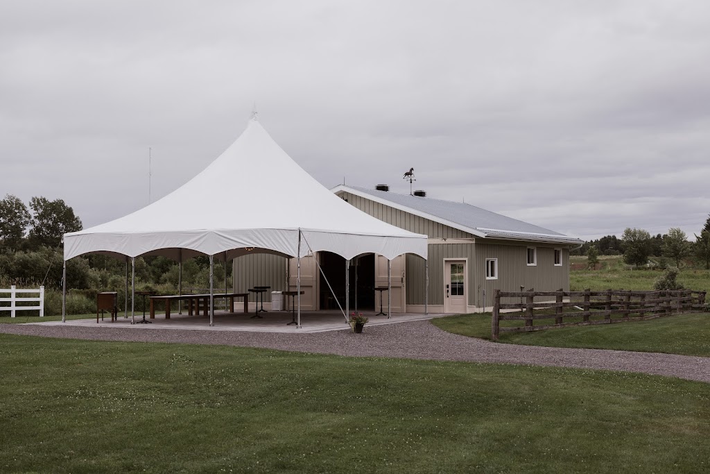 The Farmstead Weddings & Events | 530 Drive-in Rd, Pembroke, ON K8A 6W4, Canada | Phone: (613) 401-6958