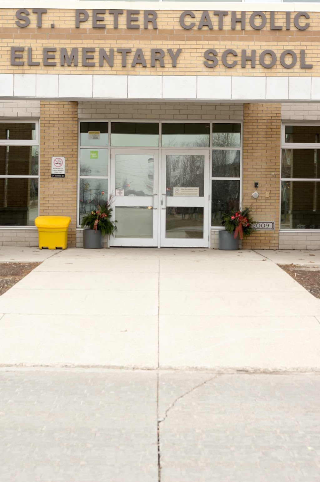 St. Peter Catholic Elementary School | 137 Dixon Dr, Milton, ON L9T 5P7, Canada | Phone: (905) 878-4626