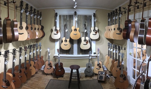 Brickhouse Guitars | 605 Lancaster St W, Kitchener, ON N2K 1M5, Canada | Phone: (226) 600-7853