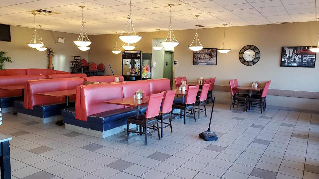 Esso Family Restaurant | AB-63, Grassland, AB T0A 1V0, Canada | Phone: (780) 525-2900