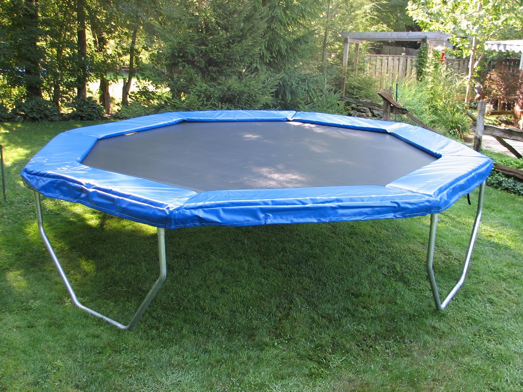 Trampoline Country Inc. | 22370 Adelaide Rd, Mount Brydges, ON N0L 1W0, Canada | Phone: (877) 251-5867