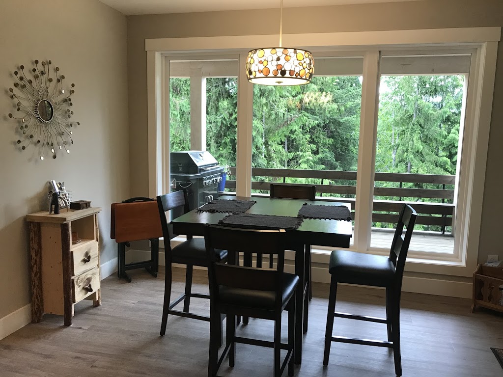 Shuswap Guest Suite Vacation Rental | 2465 Waverly Dr, Blind Bay, BC V0E 1H2, Canada | Phone: (780) 405-1550