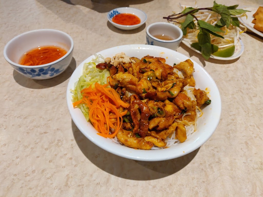 Pho Asia | 110 Woodbridge Ave, Woodbridge, ON L4L 2S6, Canada | Phone: (905) 856-7513