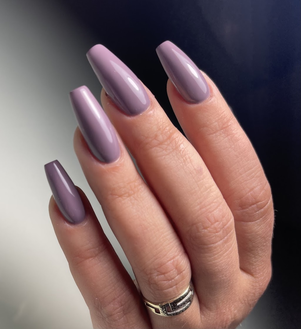 Le Nail Spot | 340 Bd du Havre Suite 106, Salaberry-de-Valleyfield, QC J6S 1S6, Canada | Phone: (514) 808-7074