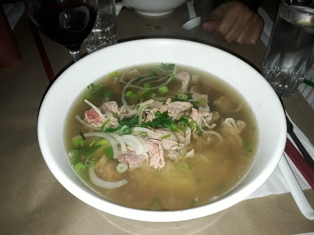 Pho Viet | 1663 Rue Amherst, Montréal, QC H2L 3L4, Canada | Phone: (514) 522-4116