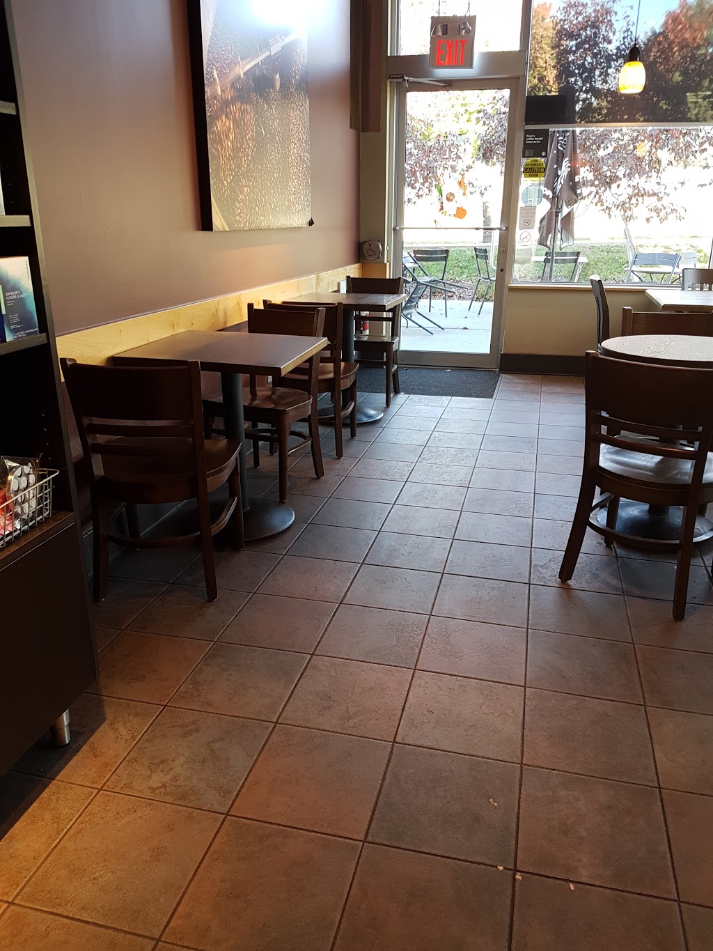 Starbucks | 457 Hazeldean Rd, Kanata, ON K2L 1V4, Canada | Phone: (613) 836-3663