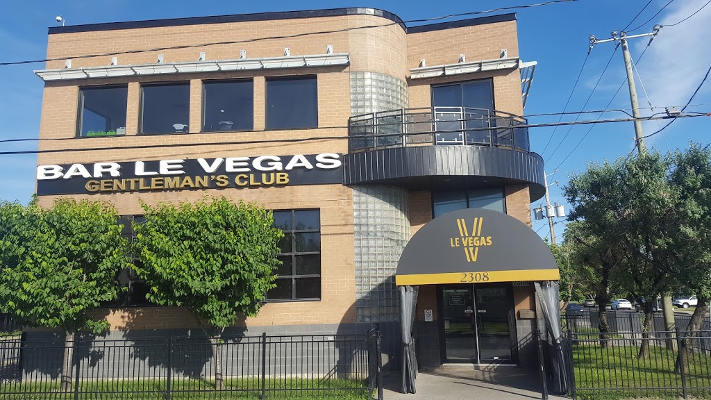 Bar Le Vegas | 2308 Boulevard Marie-Victorin, Longueuil, QC J4G 1B4, Canada | Phone: (450) 646-4220