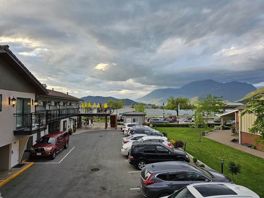 Harrison Grand Motel LTD. | 280 Esplanade Ave, Harrison Hot Springs, BC V0M 1K0, Canada | Phone: (604) 491-8850