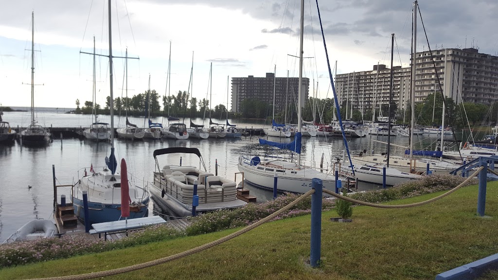 Sarnia Yacht Club | 1220 Fort St, Point Edward, ON N7V 1M2, Canada | Phone: (519) 332-6779