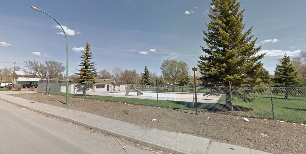 Dewdney Pool Park | 3355 8th Ave, Regina, SK S4T 0T5, Canada | Phone: (306) 777-7000