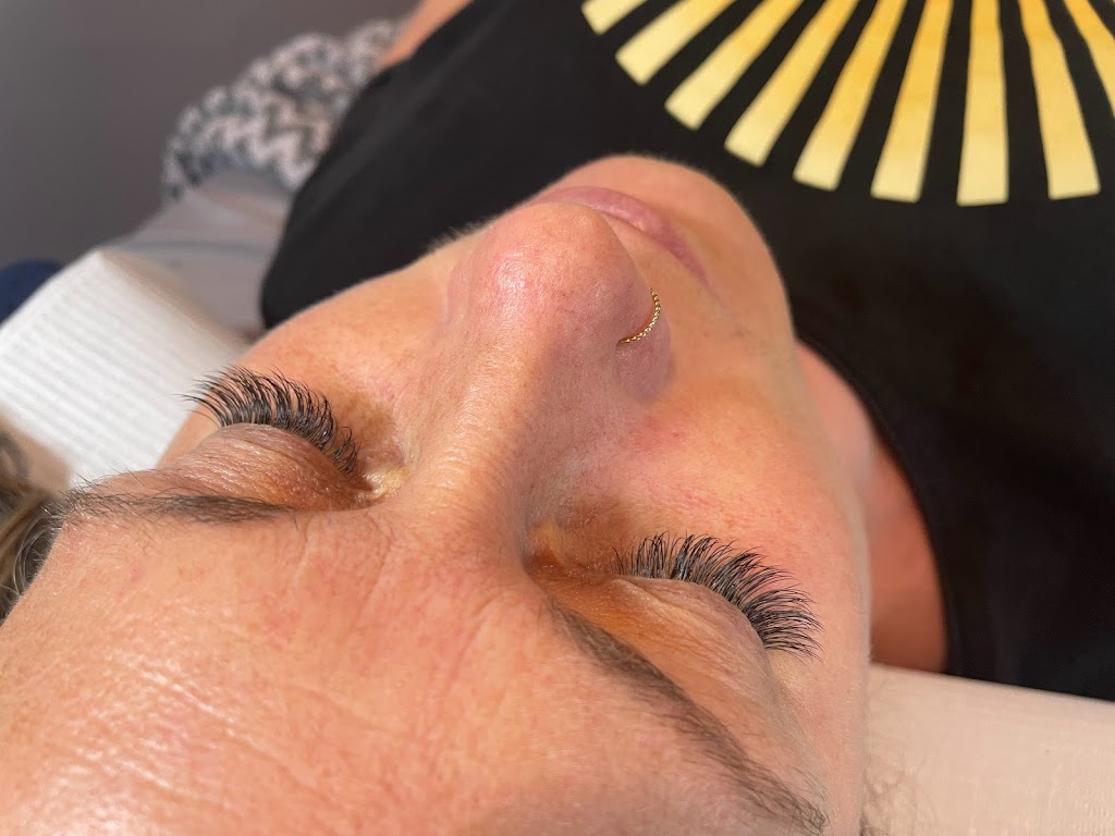 Feathered Lashes | Grieve Rd, Comox-Strathcona B, BC V9J 1S7, Canada | Phone: (250) 218-6750