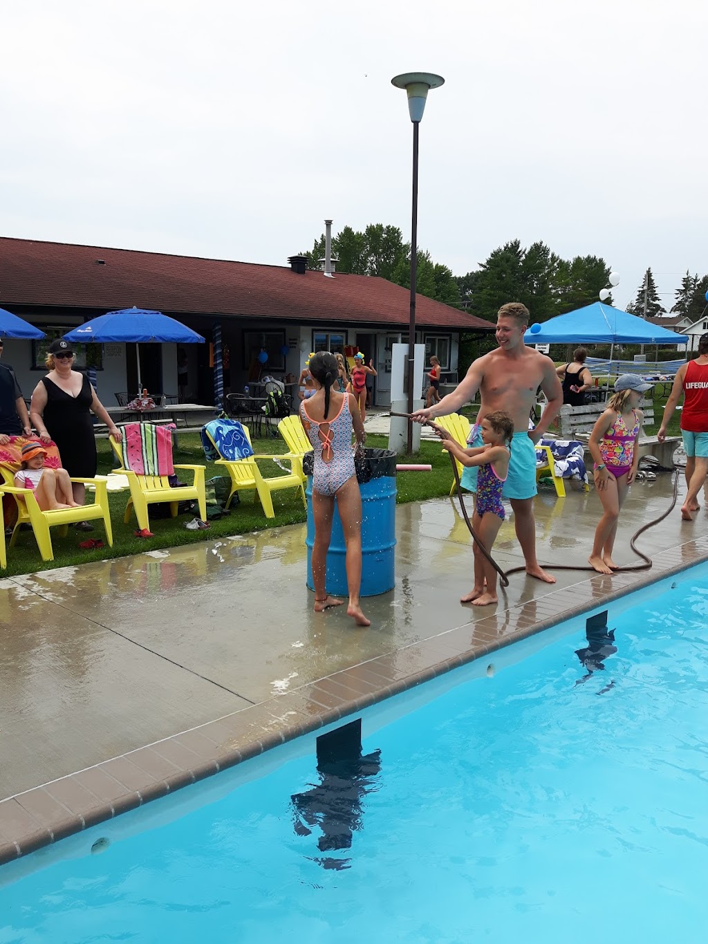 Lakeshore Swimming Pool Association | 792 Henderson Blvd, Kingston, ON K7M 4Y3, Canada | Phone: (613) 389-9510