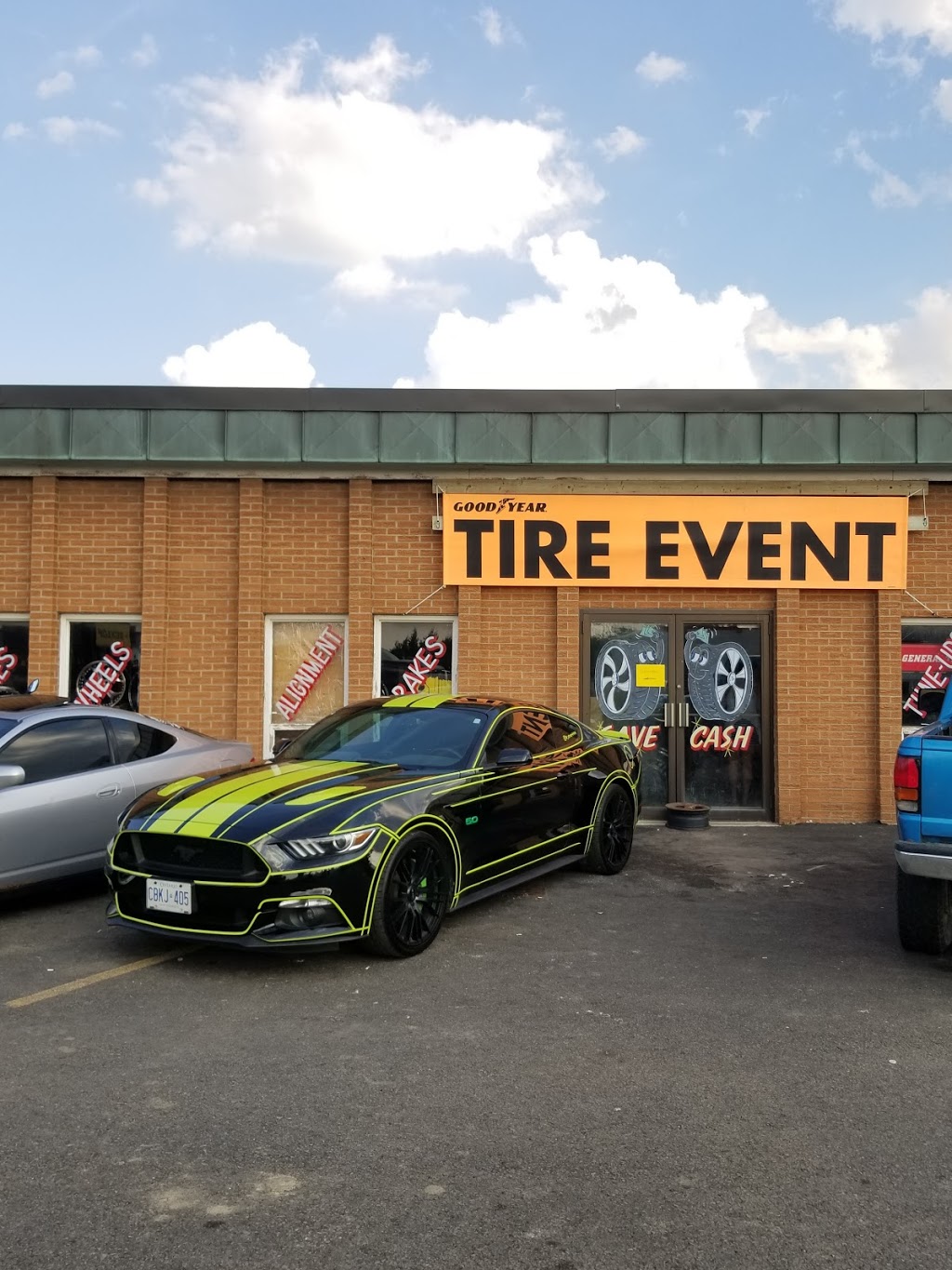 Ontario Auto Market and Tires | 1677 Victoria St N, Kitchener, ON N2B 3E6, Canada | Phone: (519) 742-1144