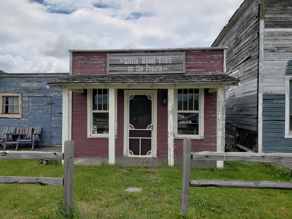 Del Bonita General Store | 1935 AB-62, Del Bonita, AB T0K 0S0, Canada | Phone: (403) 758-6444