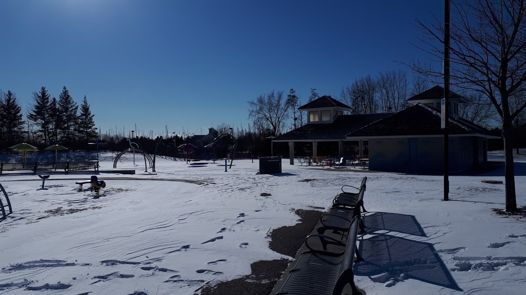 Lakefront Promenade Marina Concession Patio | 135 Lakefront Promenade, Mississauga, ON L5E 3G6, Canada | Phone: (905) 615-4870