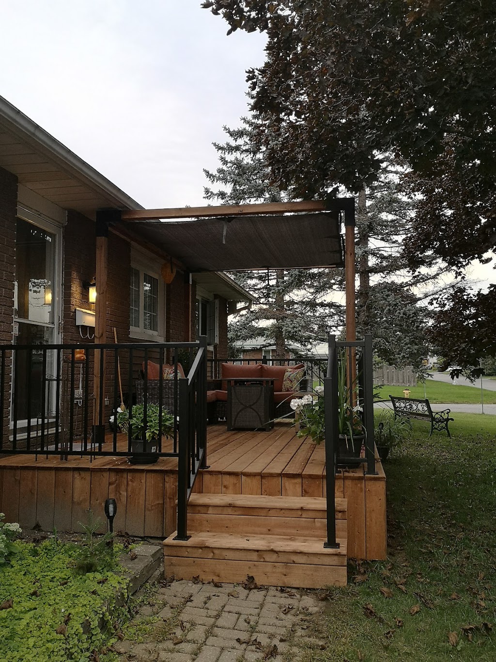 Deckify - Deck & Patio Builders | 1680 Woodward Dr, Ottawa, ON K2C 3R7, Canada | Phone: (613) 294-1235