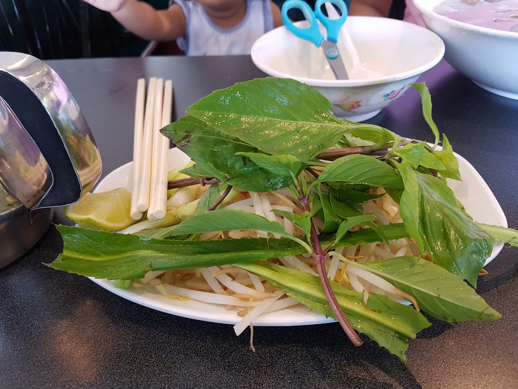 Pho Dau Bo | 20 Gillingham Dr, Brampton, ON L6X 4X7, Canada | Phone: (905) 796-9992