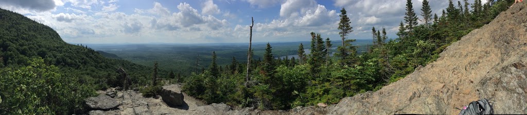 Pic de la Roche Fendue | Route Verte 1, Eastman, QC J0E 1P0, Canada