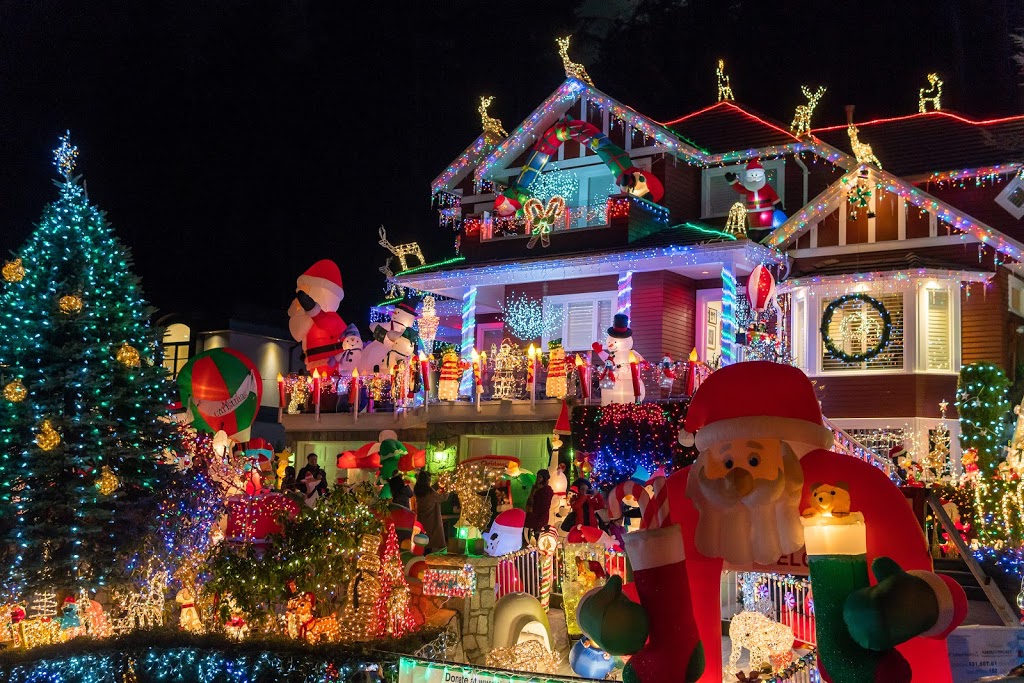 Chalet Christmas Lights Charity | 4967 Chalet Pl, North Vancouver, BC V7R 4X4, Canada