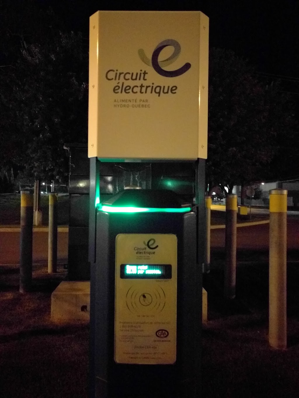 Chargeur pour véhicules électriques du circuit électrique | 2 Rue St Amant, Drummondville, QC J2C 0A9, Canada | Phone: (855) 999-8378