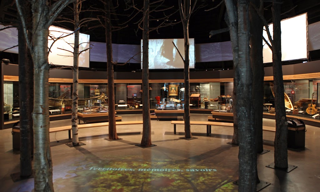 Musée huron-wendat | 15 Place de la Rencontre, Wendake, QC G0A 4V0, Canada | Phone: (418) 847-2260