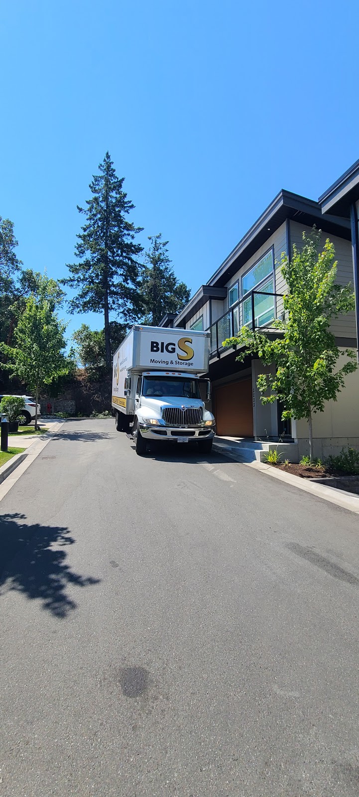 Big S Moving & Storage Ltd | 1 Adams Pl #4, Victoria, BC V9B 6P6, Canada | Phone: (250) 893-8901