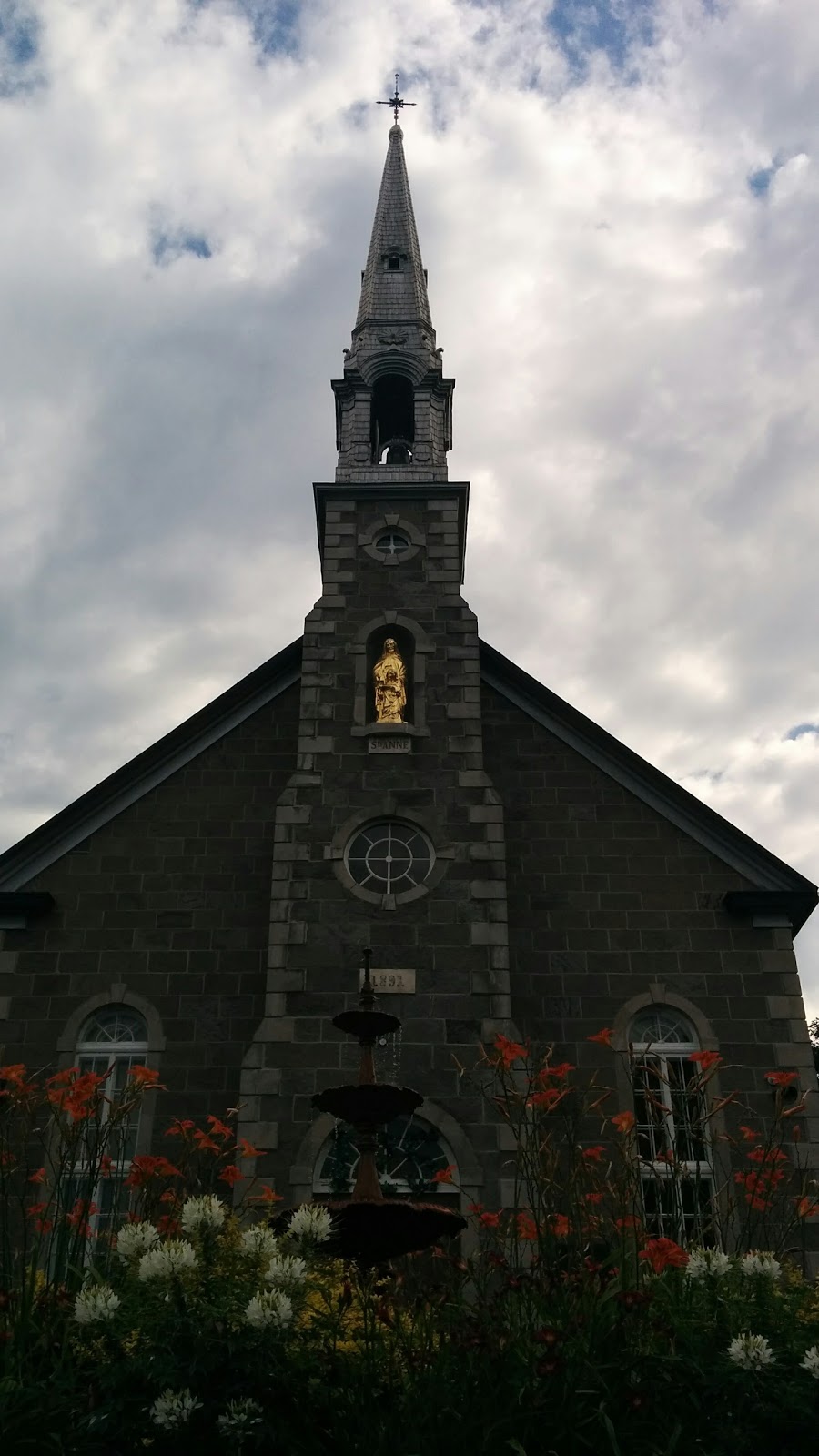 Chapelle catholique Sainte-Anne | 750 Rue Notre Dame N, Sainte-Marie, QC G6E 2K9, Canada | Phone: (418) 387-5467