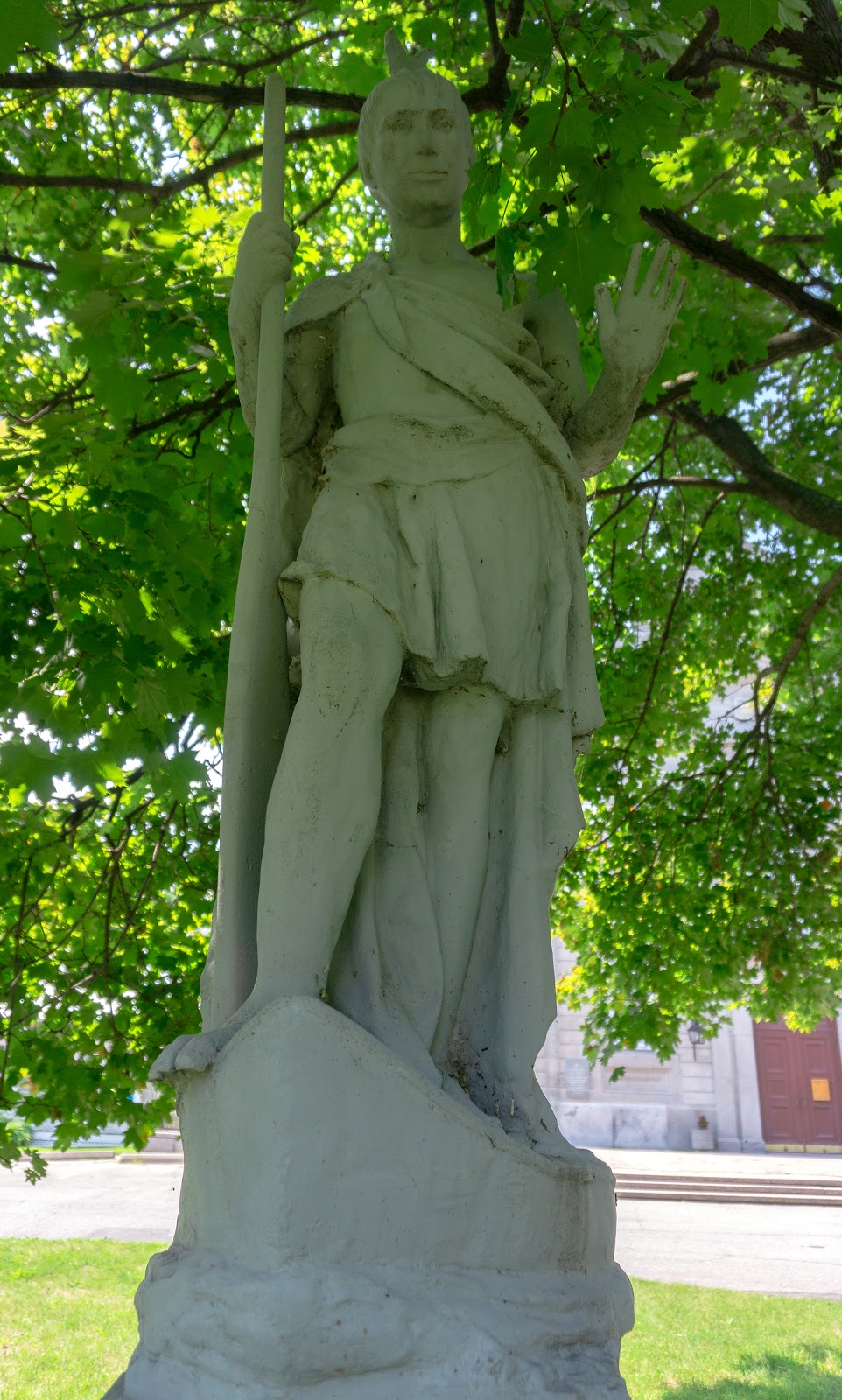 Church of La Visitation-de-la-Bienheureuse-Vierge-Marie | 1847 Boul. Gouin E, Montréal, QC H2C 1C8, Canada | Phone: (514) 388-4050