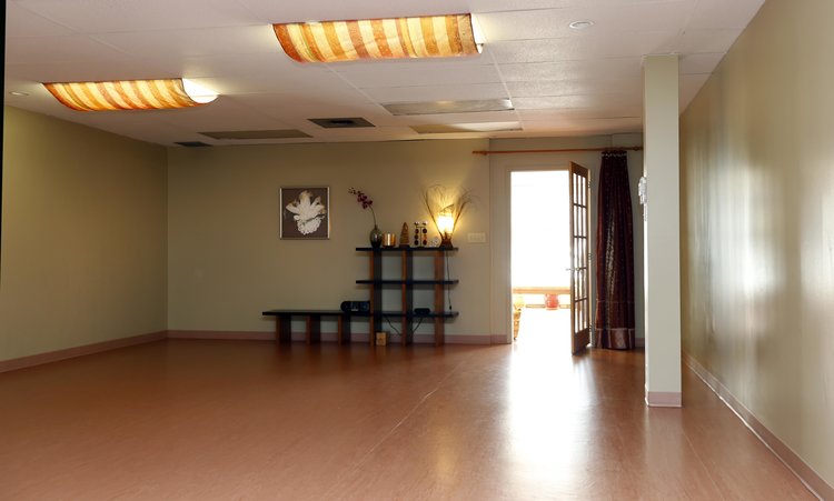 Yoga Centre Winnipeg | 915 Grosvenor Ave, Winnipeg, MB R3M 0M5, Canada | Phone: (204) 222-9642
